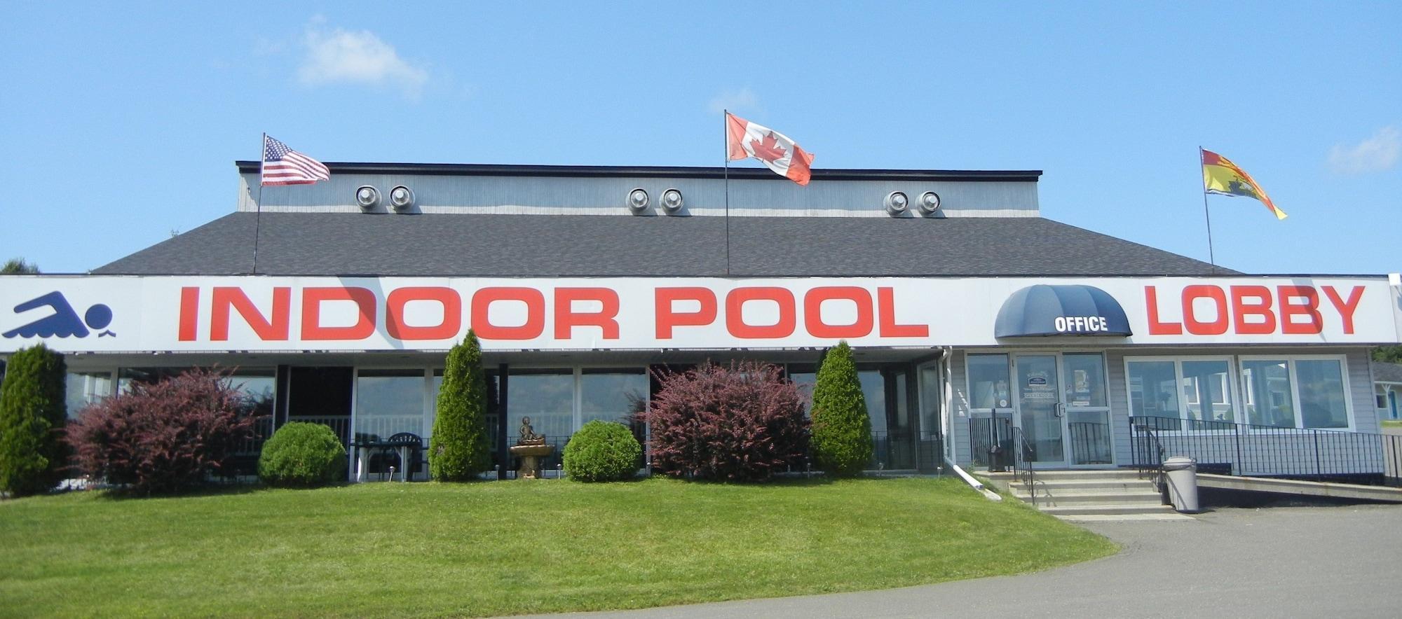 Howard Johnson By Wyndham Woodstock Nb Exterior photo